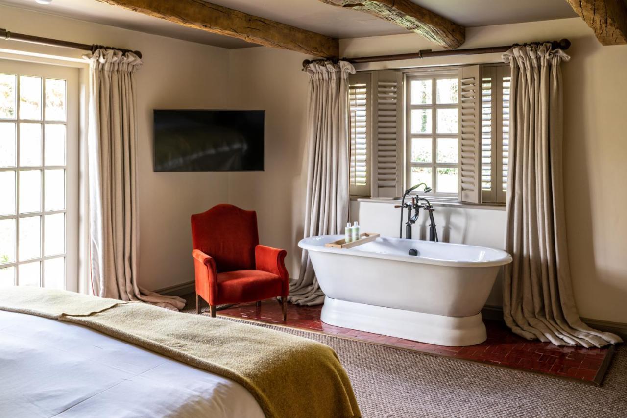 The Double Red Duke, Cotswolds Hotel Clanfield  Esterno foto